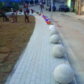 Esfera com Arranque 40cm Concreto Cinza Balizador